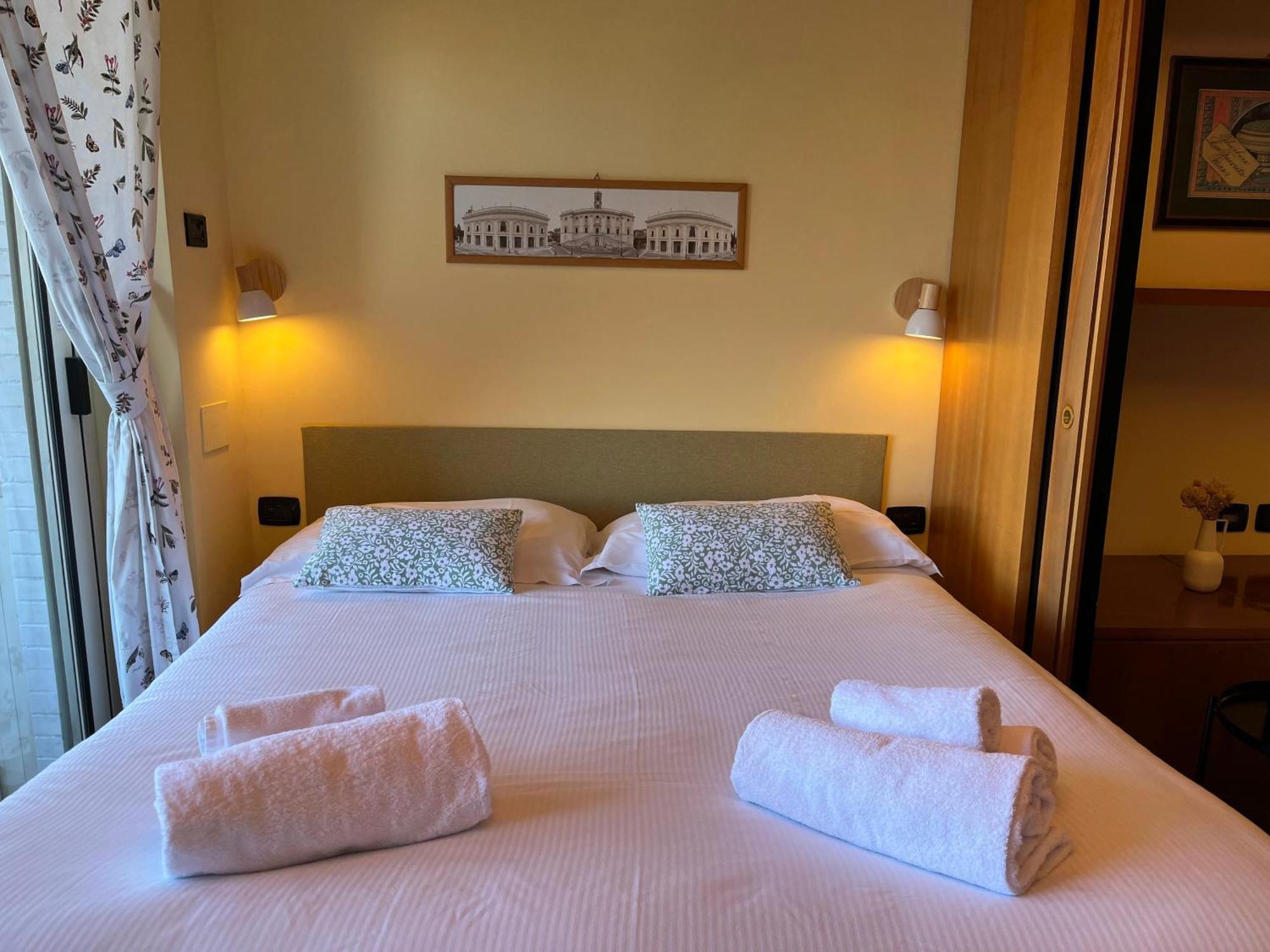 Delmirani's Book - Vatican View Appartement